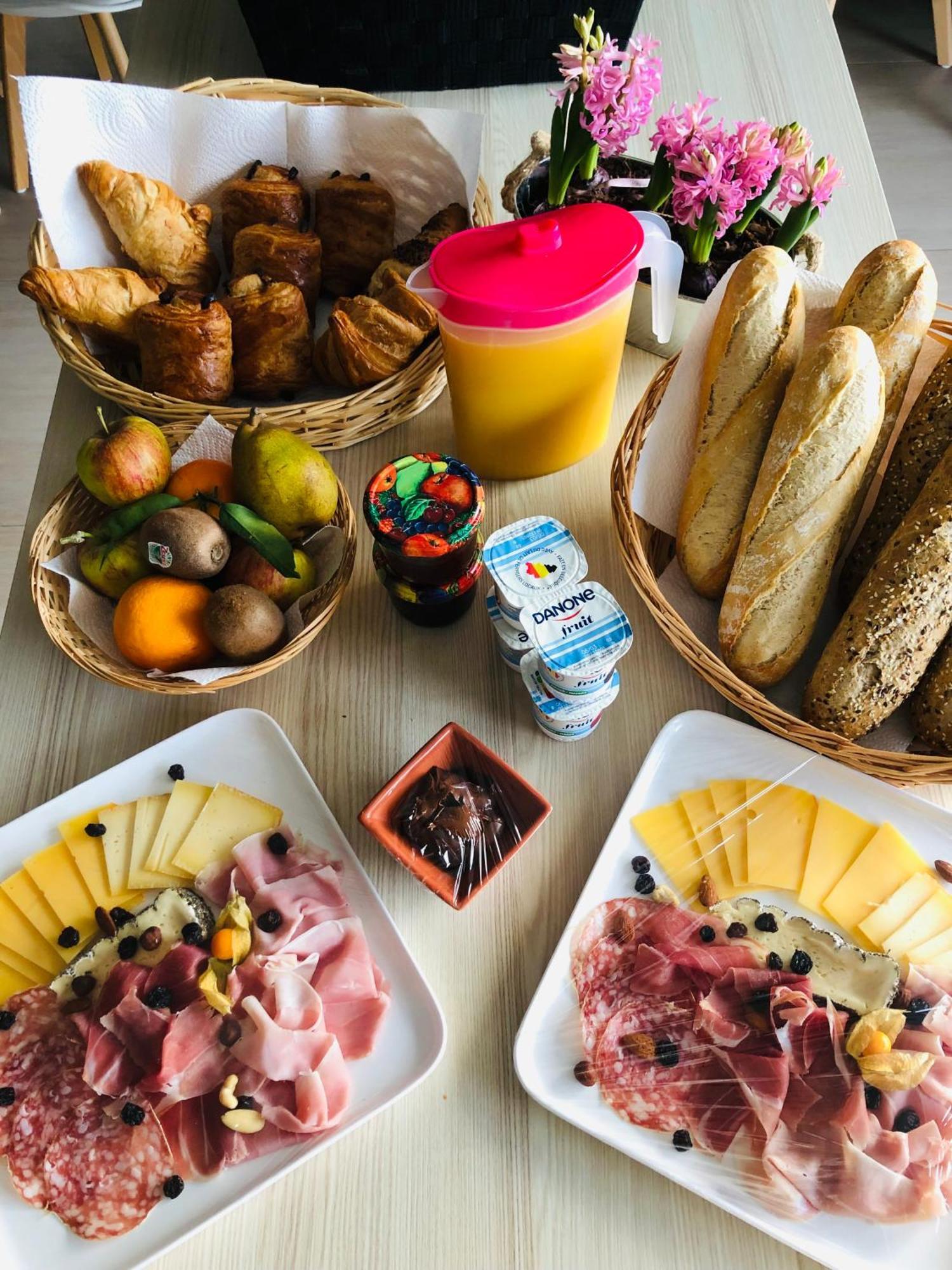 Le Gite Du Faubourg Sautour 外观 照片